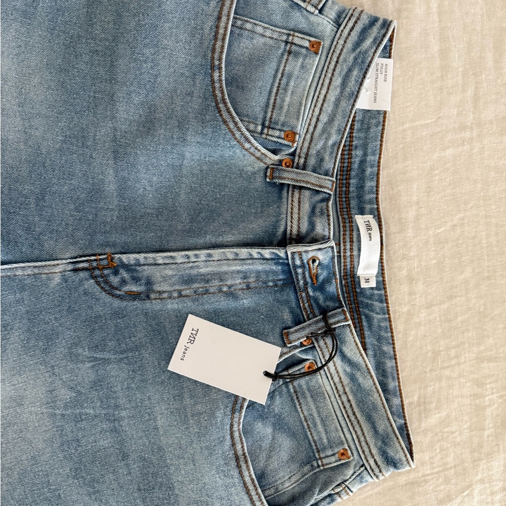NWT VICI TNR Jeans Light Blue Denim Jeans Size 31 High Rise Slim Straight Jeans